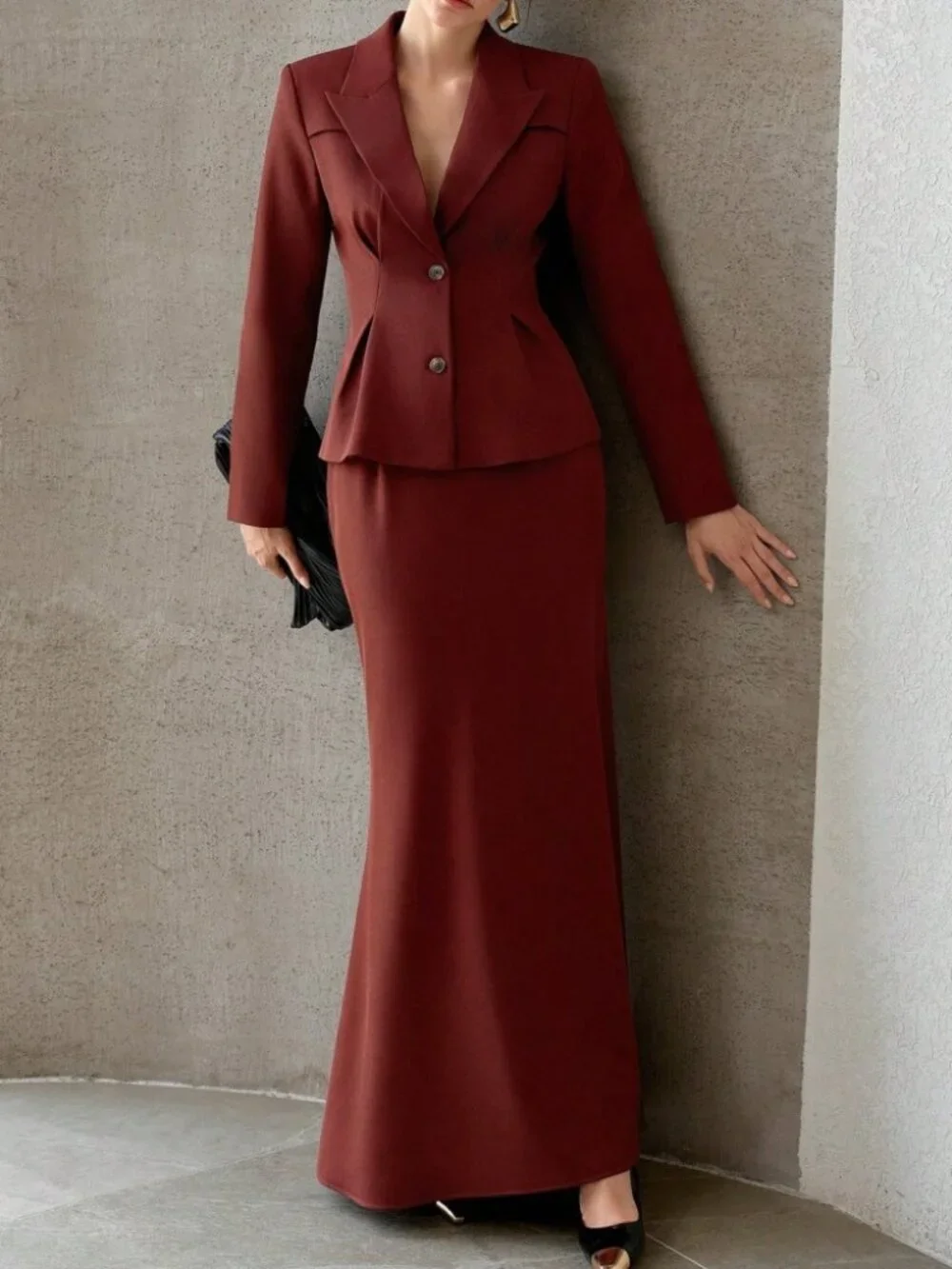 Burgundy Maxi Skirt with High Waist Fit-and-Flare Silhouette